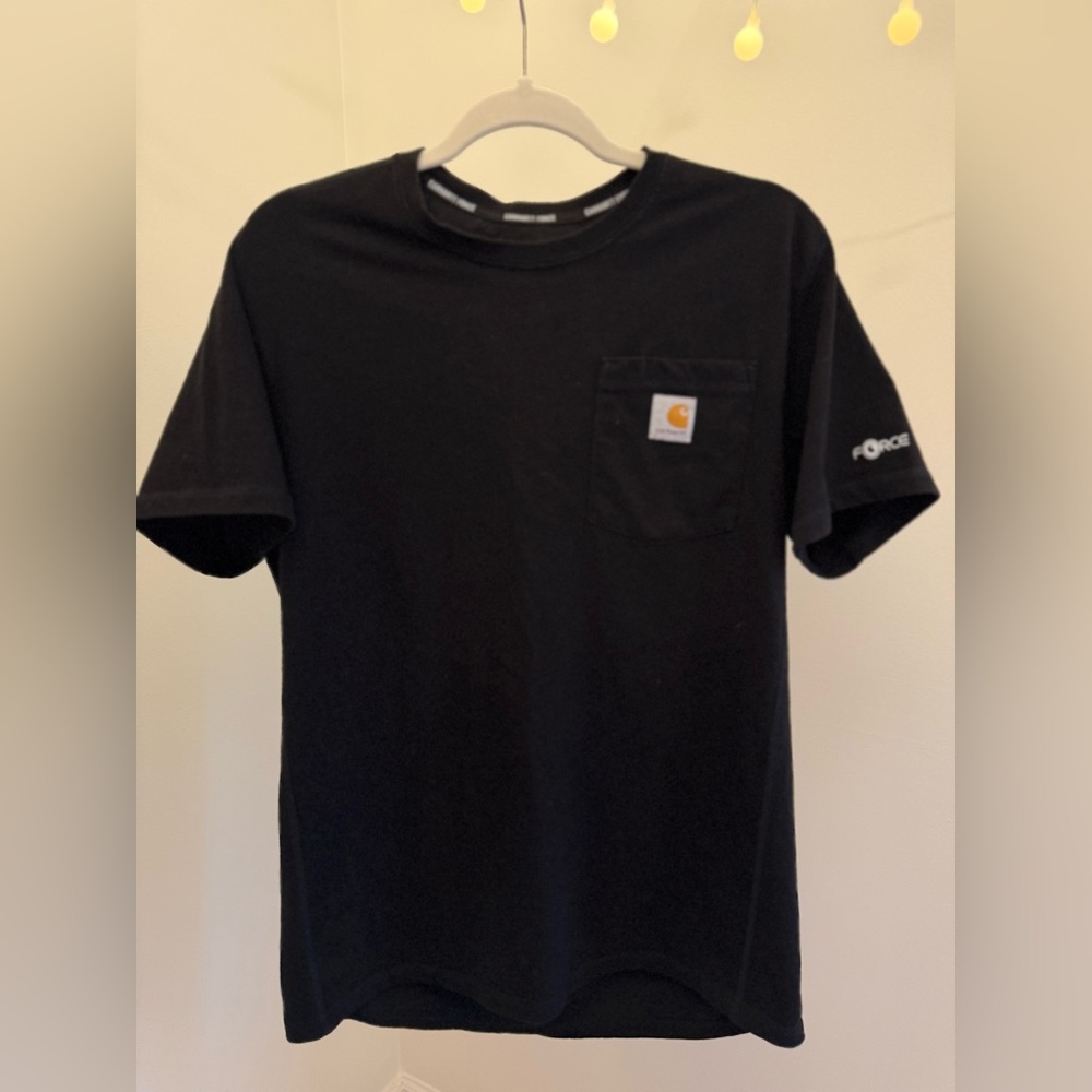 🌾Carhartt Black Tee with Pocket